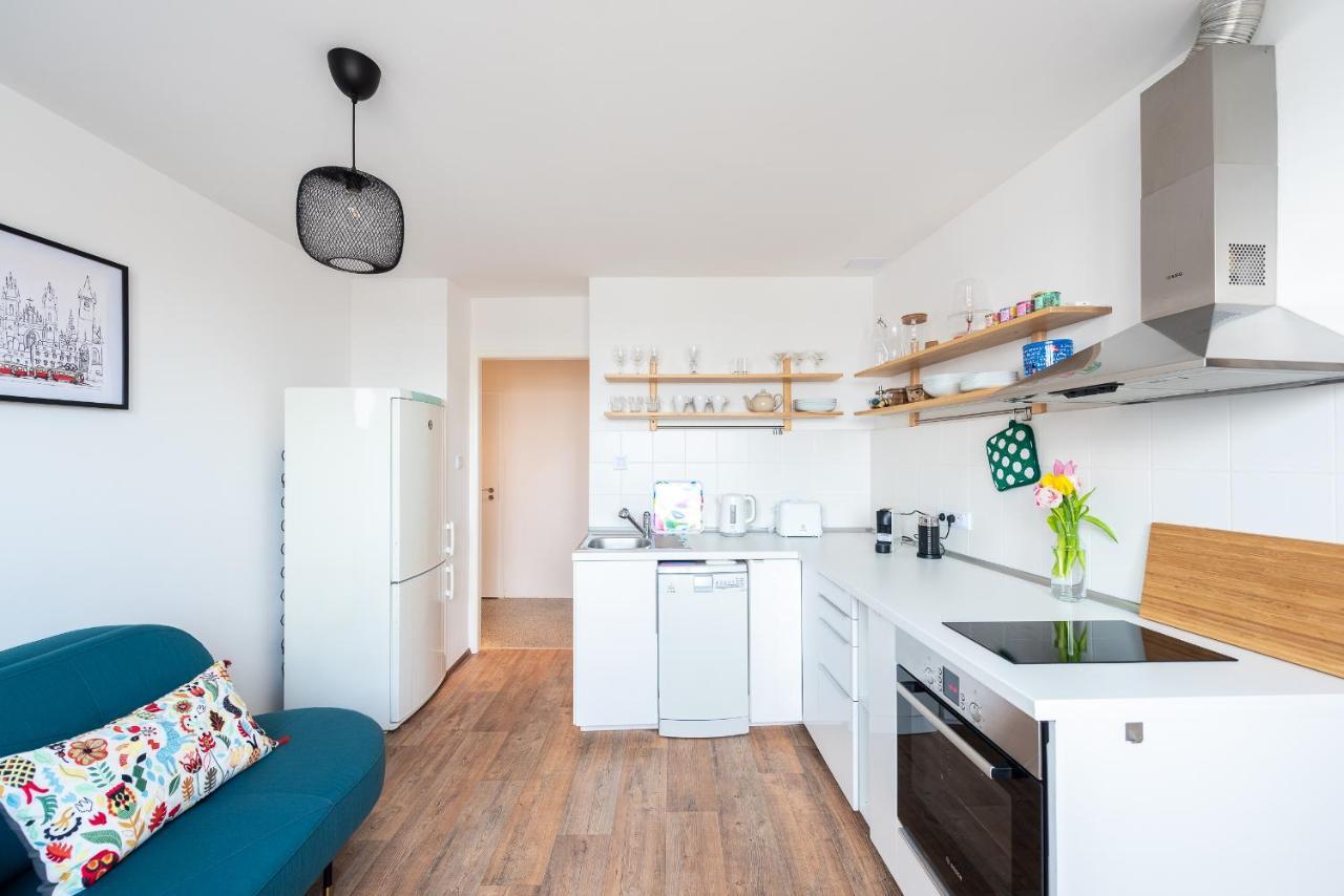 Apartment Bright Charming With Terrace, Parking & Airco. *