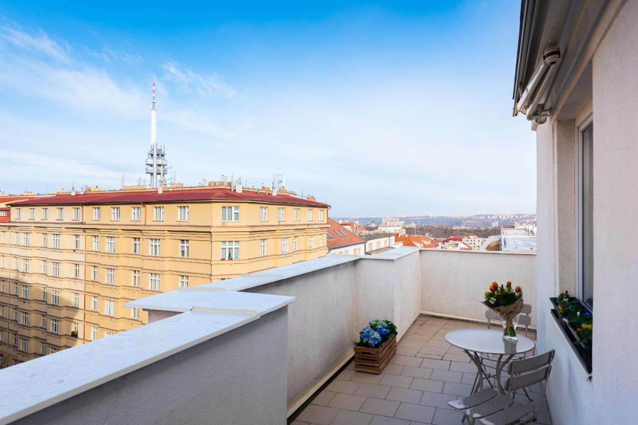 Bright Charming With Terrace, Parking & Airco. Apartment *